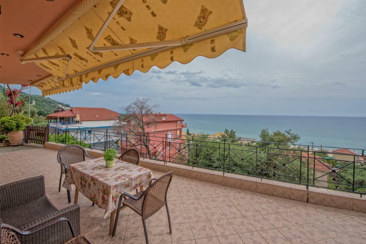 Villa Giovanni Паралия Враху Екстериор снимка