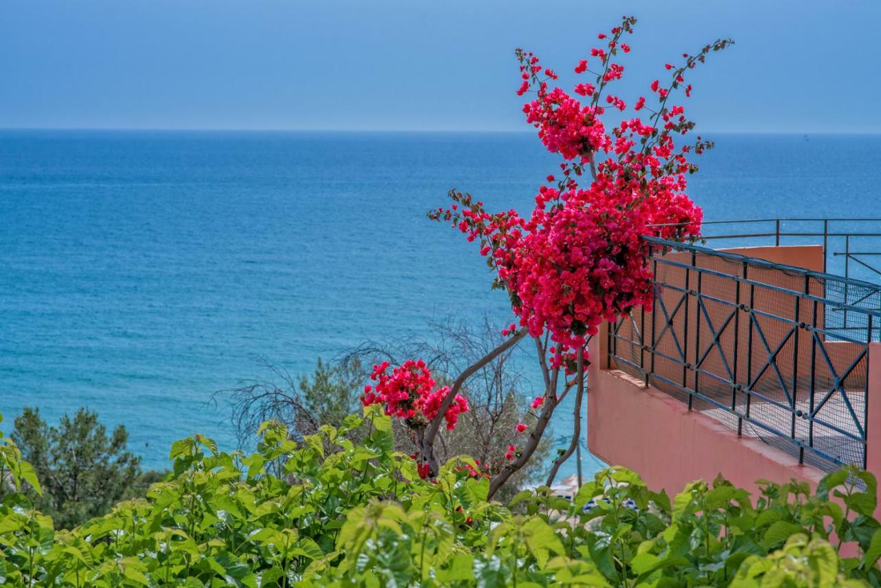 Villa Giovanni Паралия Враху Екстериор снимка